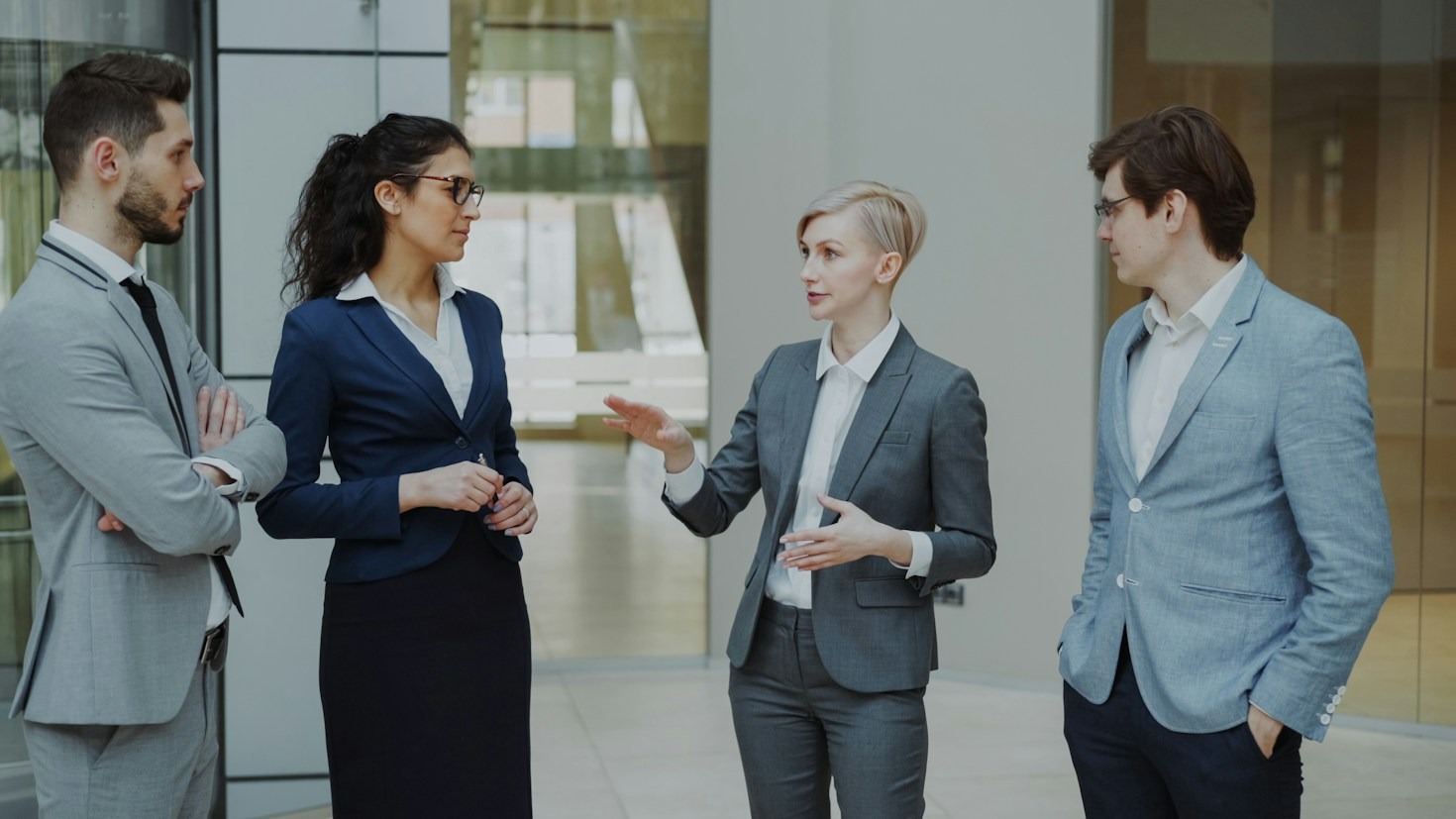 Estrategias de comunicación empresarial para tiempos de incertidumbre económica
